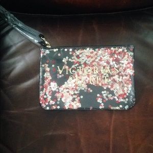 Wristlet
